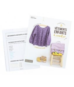 Vêtements d'enfants à coudre présentation