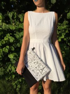 La pochette parisienne de Mademoiselle L..