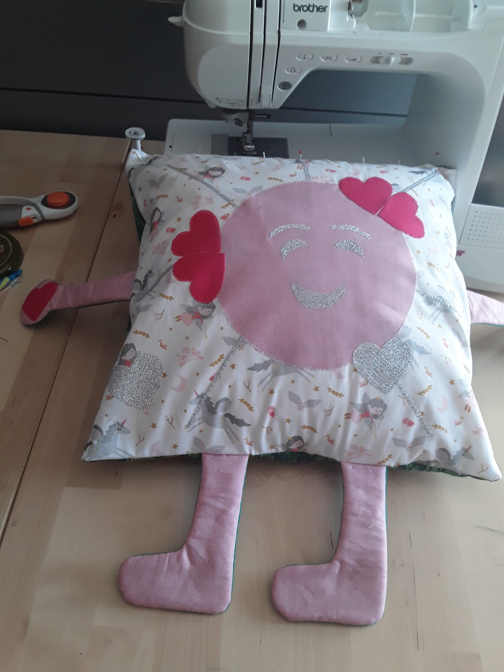 Coussin colère BONHEUR d'Eliane 3