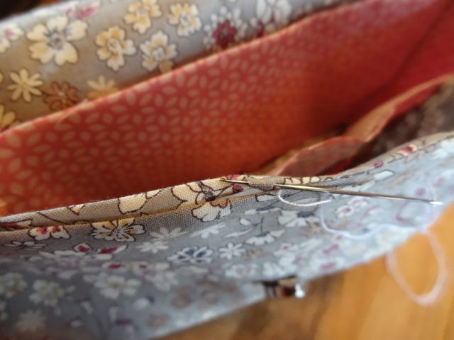 Pochette noeud pap' derniers points invisibles