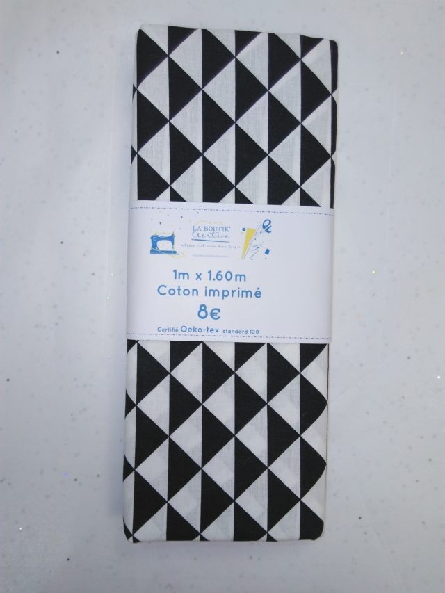 Coupon de tissu coton Triangles noir et blanc