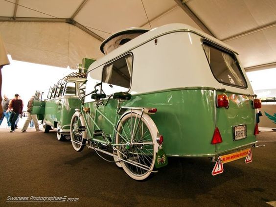 Caravane Eriba et WW vintage vert et crème