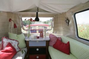 Red Camping vontage