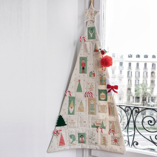 Calendrier de l'avent Christmas tree à La Boutik Creative de Rives