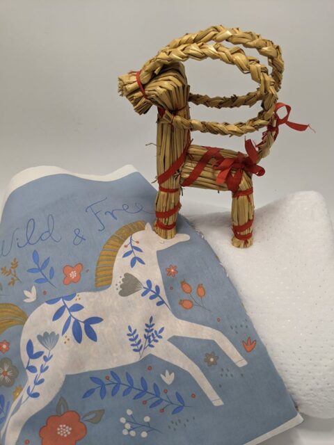 tuto plaid wild horses & White minky fabric - La Boutik Creative de Rives