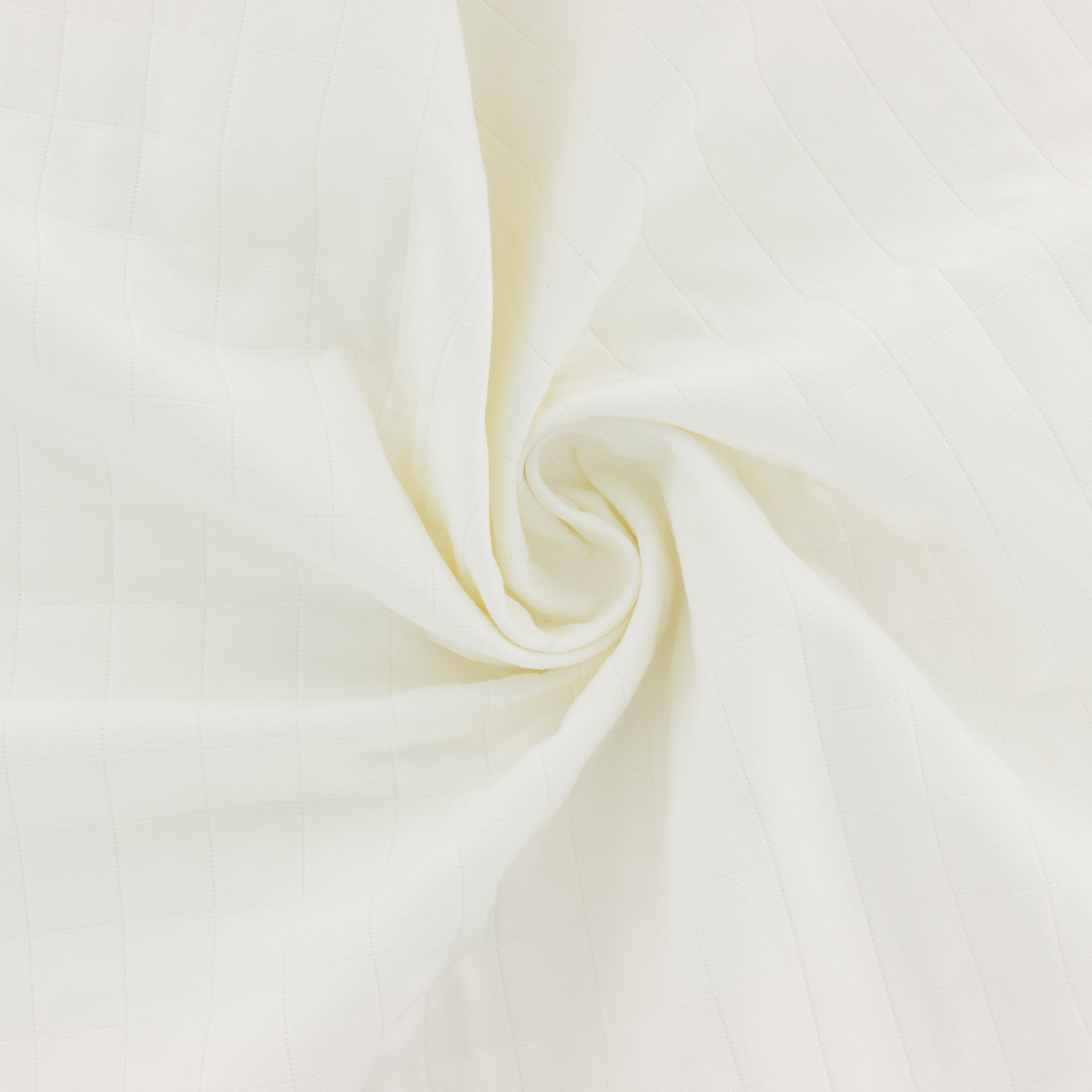 Tissu-France-Duval-coton-matelasse-tayio-blanc-casse-1-La-Boutik-Creative-de-Rives